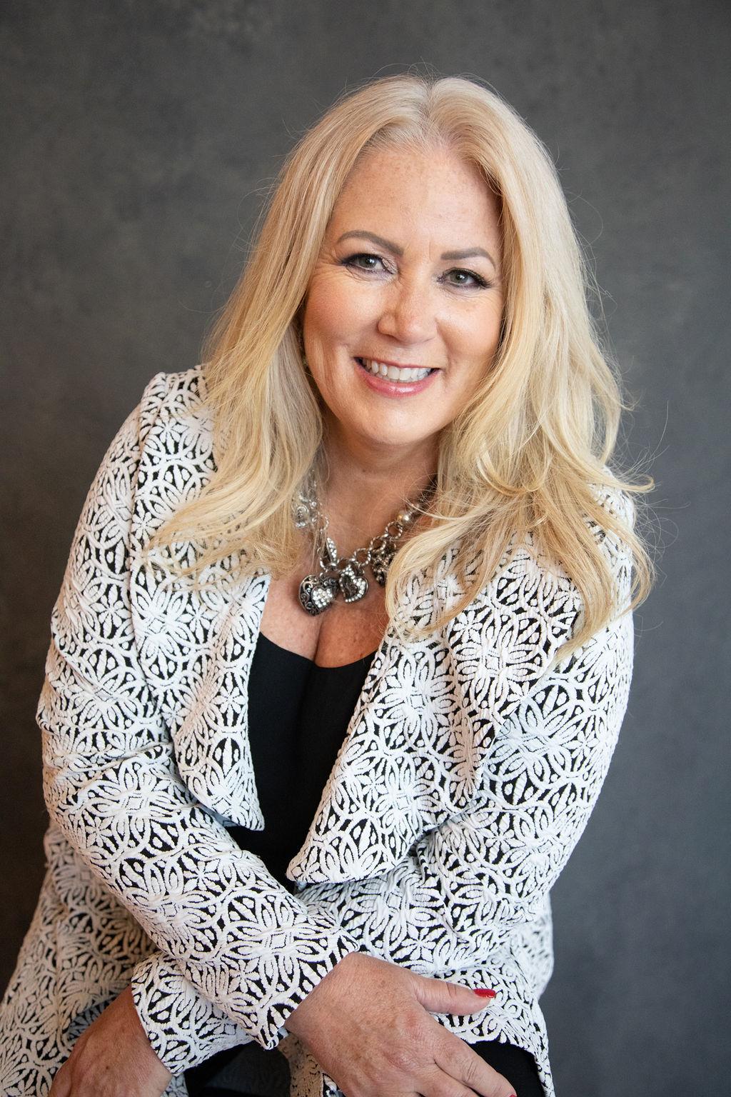 Known for my Simple Selling Processes that get Retained, then Implemented in the