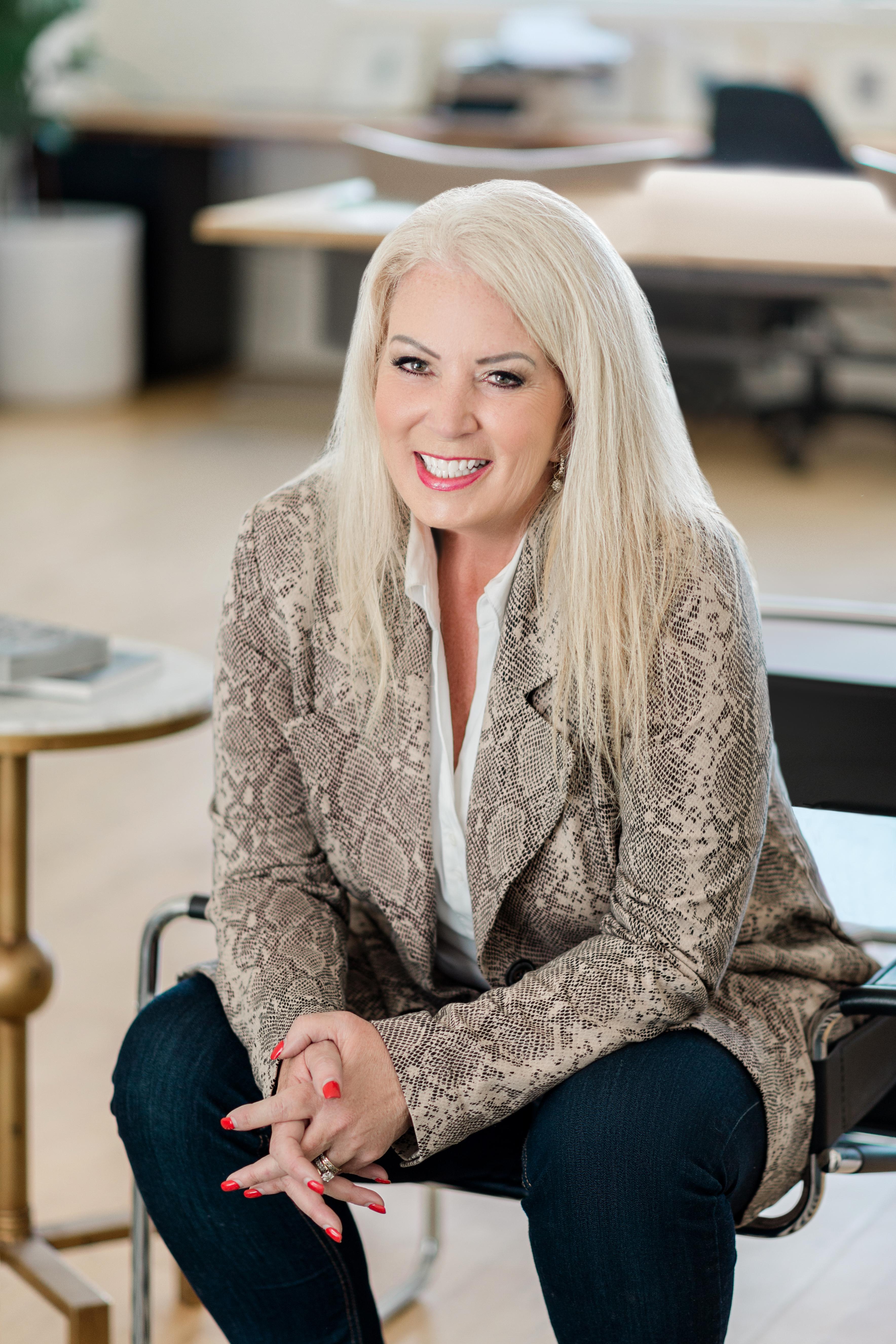 INNOVATION-DIGITAL TRANSFORMATION- SOCIAL SELLING - AI and so much more..