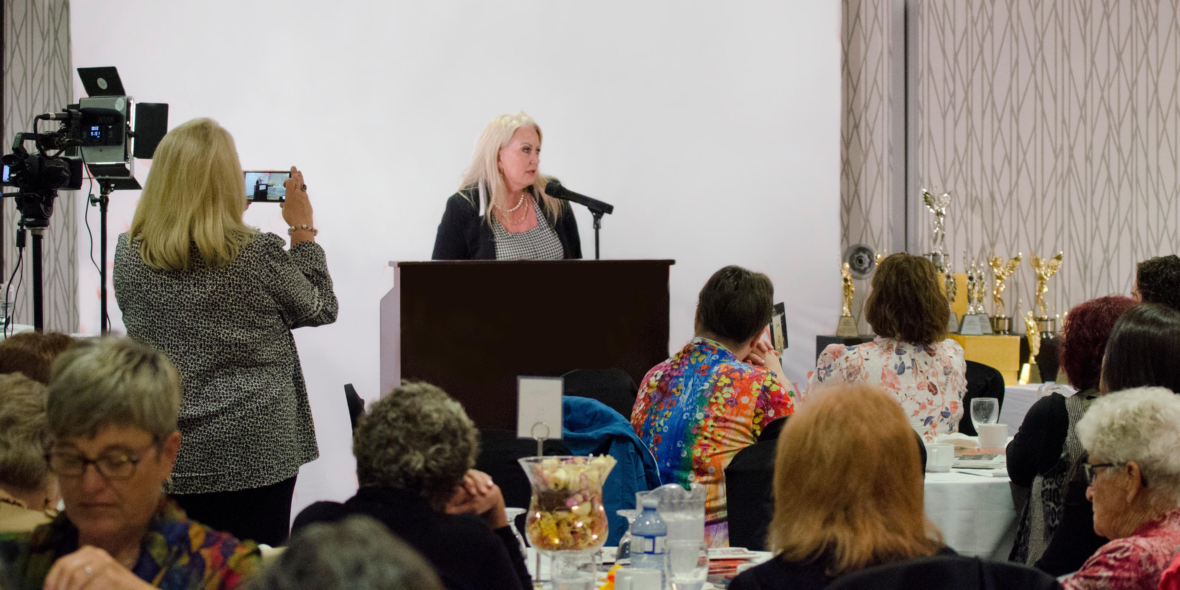 LinkedIN 'Top 500' Expert & Influencer - Social Selling Digital Transformation &