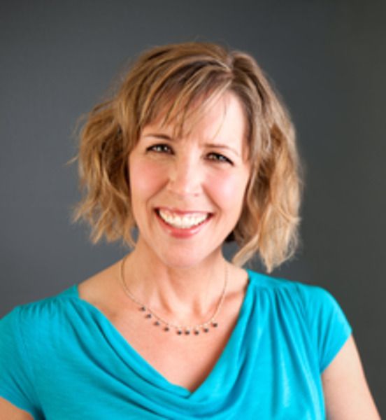 Andrea Vahl