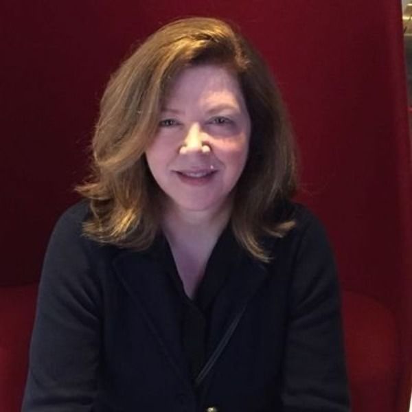 Carole MacNeil
